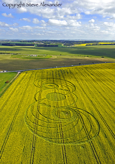 Nuevo Crculo de las Cosechas en Stonehenge, Mayo 2010